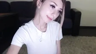 elissa25_ myfreecams charming slut is naughty with a vibrator