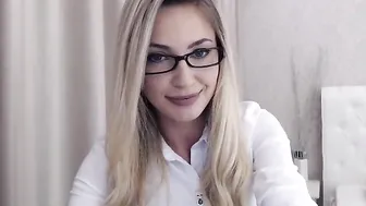 anyaa_ myfreecams babe cums