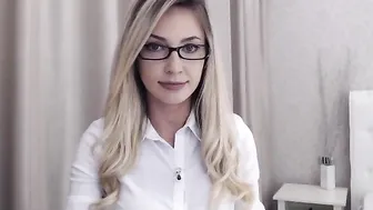 anyaa_ myfreecams babe cums