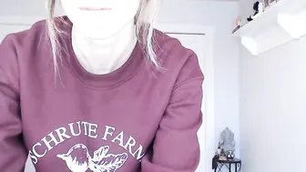 annbrooke myfreecams shows how deep a toy can be in your mouth