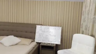 anyaa_ myfreecams tender blonde squeezes boobs