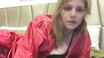 taylorwolfe myfreecams impressive stranger excites huge boobs