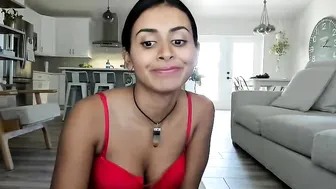 stacy_x3 myfreecams fucks herself with different sized dicks
