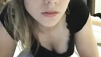 taylorwolfe myfreecams luscious whore rubs boobs with oil
