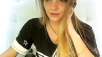 snowwhite4you myfreecams puts on bra bitch