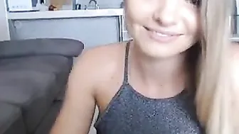 snowwhite4you myfreecams nude babe gets pussy fucked