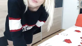 sexy_sweetgrl myfreecams slutty bitch having fun with a rubber dick