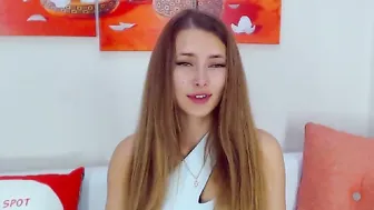 maplesyrop myfreecams adorable bitch twirls elastic booty