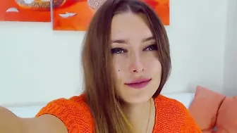 maplesyrop myfreecams busty cutie showed the cap