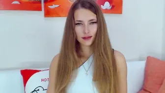 maplesyrop myfreecams Busty doll