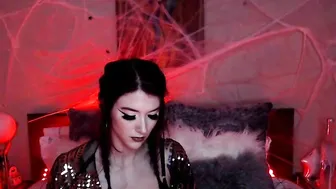 kasarawood myfreecams brunette in stockings shows shaved holes