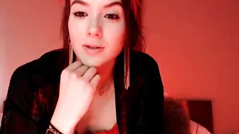 kasarawood myfreecams dirty bitch is engaged in oral sex