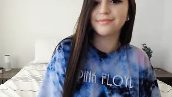 alyssashy myfreecams stocking babe shows elastic tits