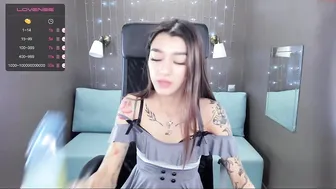 your_petite_dream chaturbate voluptuous