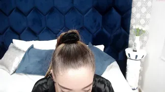 victtoria_lee chaturbate elite woman pulls a cap