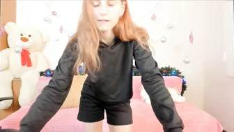 tina_cutie chaturbate teen slut fingers her crevices