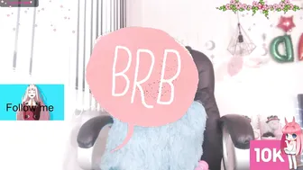 sophia_leoni chaturbate  gorgeous girl masturbates cunt