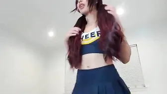 sabinarouge chaturbate beauty squeezes cap