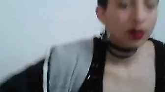 pompadourmlle myfreecams convulsing