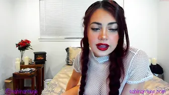 sabinarouge chaturbate experienced woman paws lips sex