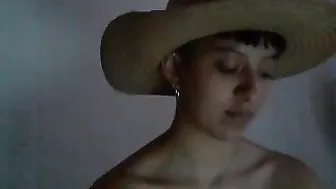 pompadourmlle myfreecams Cute mare