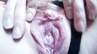 Littleredheadlisa lustful woman fucks vagina with phallus