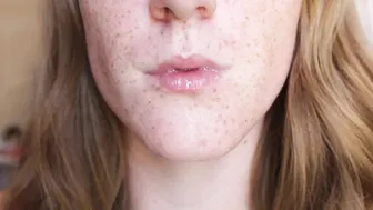 Littleredheadlisa teen black-haired chick talks coquettishly on camera