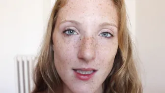 Littleredheadlisa Naughty babe