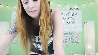 JoleneBrody  beautiful bitch shows shaved holes