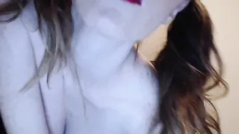 DeeDeeLynn  milf with tattoos jerks off her cunt