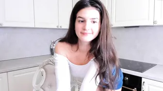 elaanna Black hair bitch