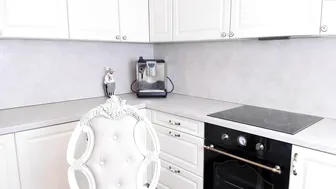 elaanna Black hair bitch