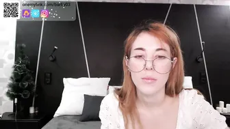 barby03 busty woman chatting in chat