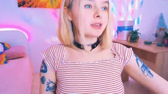 angels_of_lust busty blonde shows off snatch