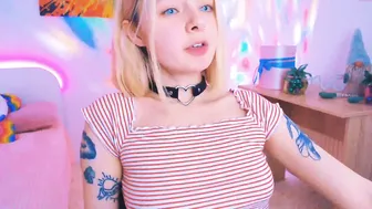 angels_of_lust busty blonde shows off snatch