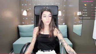 your_petite_dream gets squirt orgasm