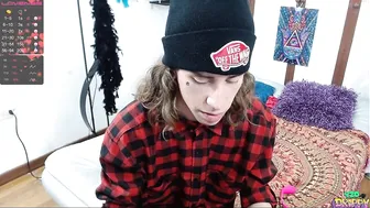 nirvana_and_pleyadiana cute chick jerking her pussy with a phallus