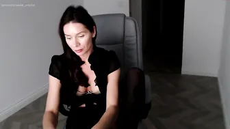 missflowersbloom no panties mattresses wet holes