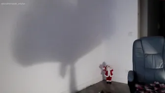 missflowersbloom black haired babe puts big tits