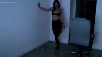 missflowersbloom the shrew is naughty with a vibrator