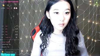 miaamurrrr charming bitch jerks pussy and cums