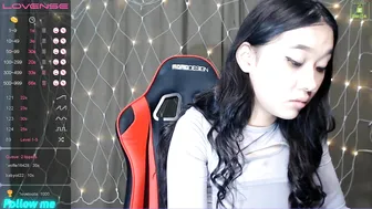 miaamurrrr charming bitch jerks pussy and cums