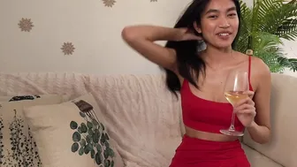 littlemiss_kira sexy hottie fucks both holes