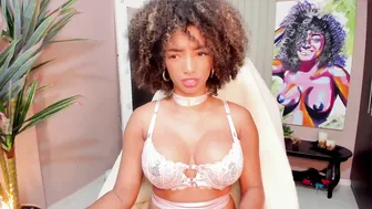 kleogold Sultry chick