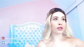 charlottecandysexy Busty blonde