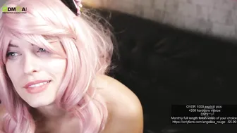 angelika_rouge busty courage rides a dildo