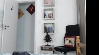 _candygirl20 beautiful model seduces with big booty