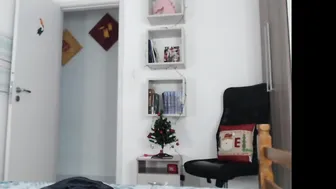 _candygirl20 beautiful model seduces with big booty