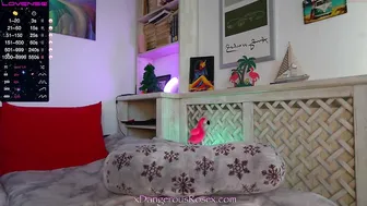 xdangerousthornx Graceful chick