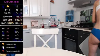 whats_her_name beautiful bitch jerks off with an unusual device